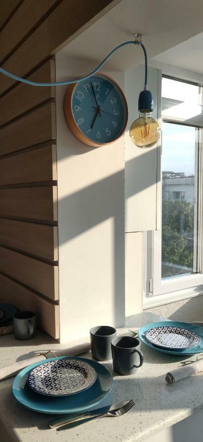 Modern And Cozy Apartment Pitesti Exterior photo